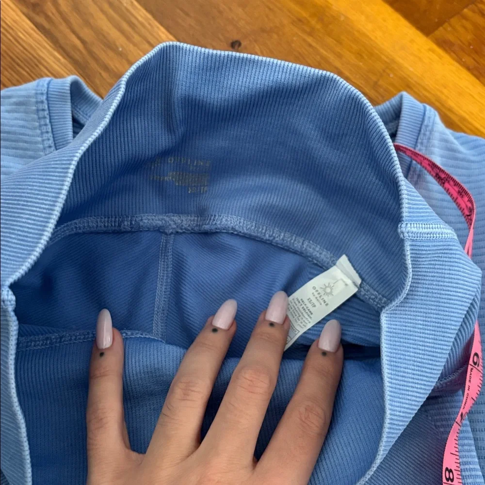 OFFLINE by Aerie workout set - Picture 5 of 5